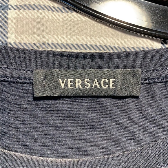 Short Sleeve Authentic Versace shirt - Picture 3 of 4